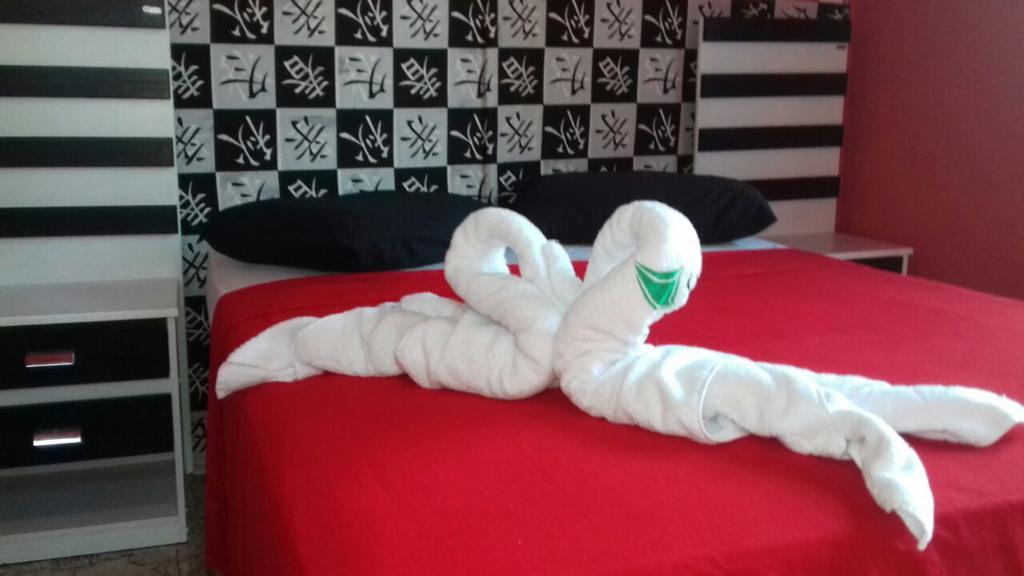 Hostel Dos Lagos Кабу-Фриу Экстерьер фото